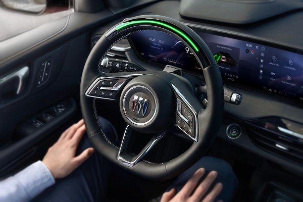 Buick steering wheel and screen tech featured in MotorTrend 2025 awards.